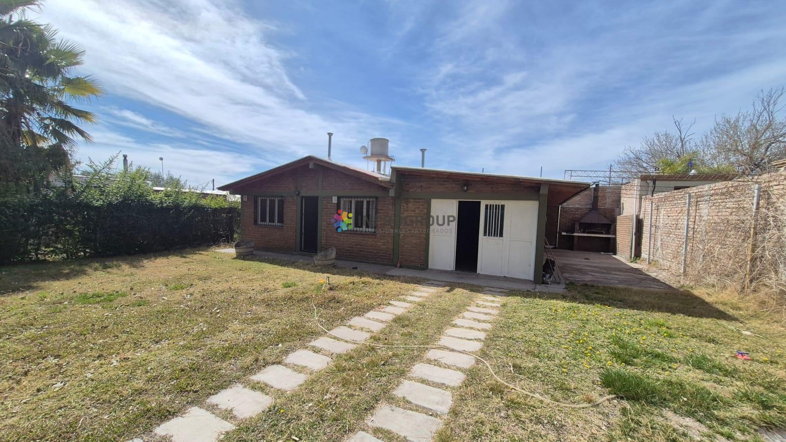 Casa en venta c/ cochera en Mayor Drummond - foto 2