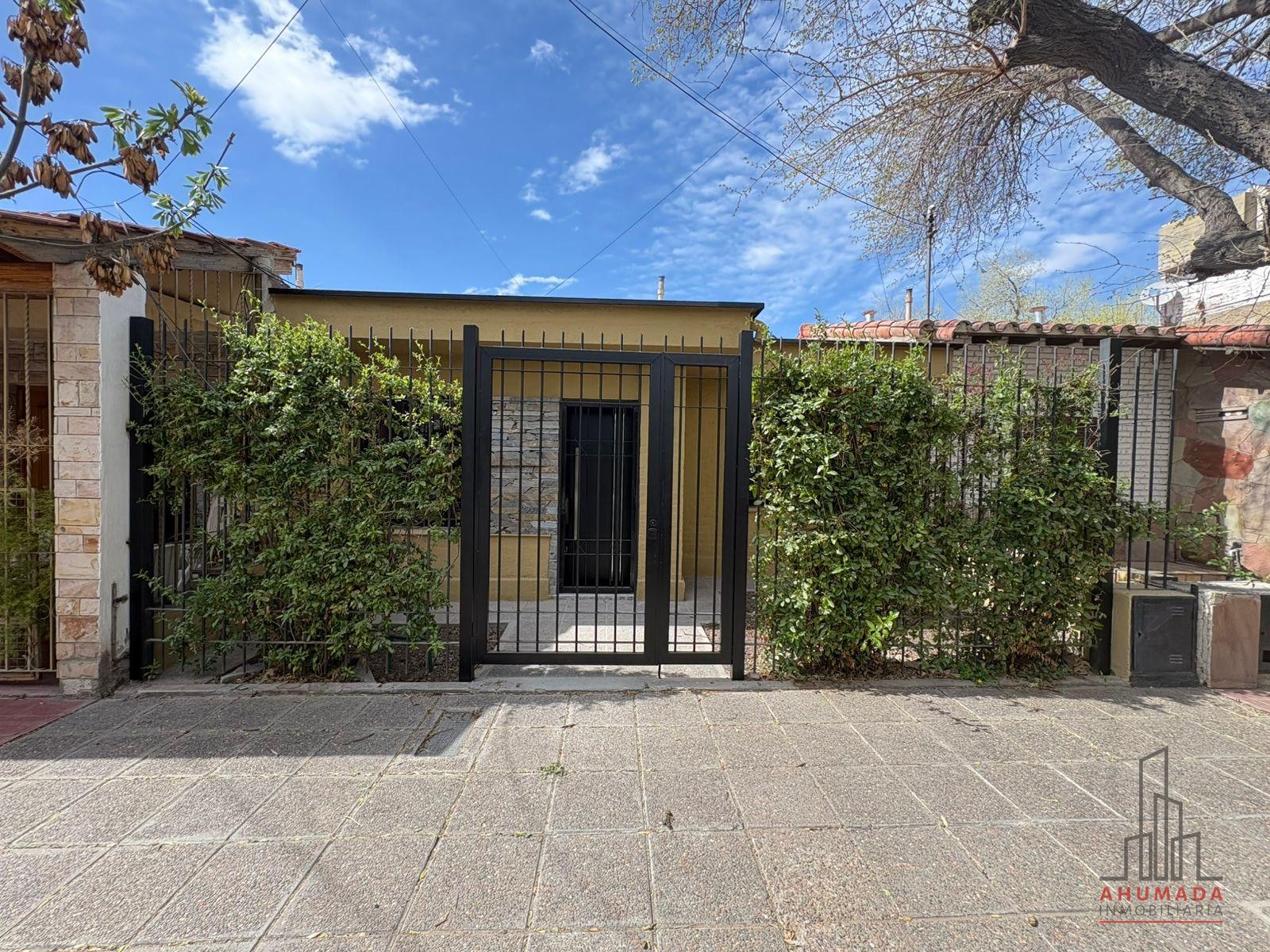 Casa en venta en Sexta Sección - foto 1