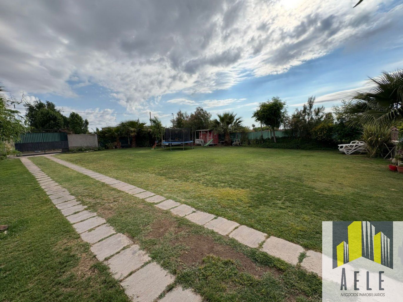 LOTE +QUINCHO+PILETA EN VENTA - 1000 M2 TERRENO 155 CUB- GUAYMALLEN-MENDOZA - foto 4