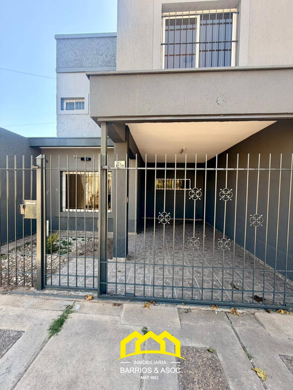 Dúplex en venta c/ cochera en San Rafael - foto 1