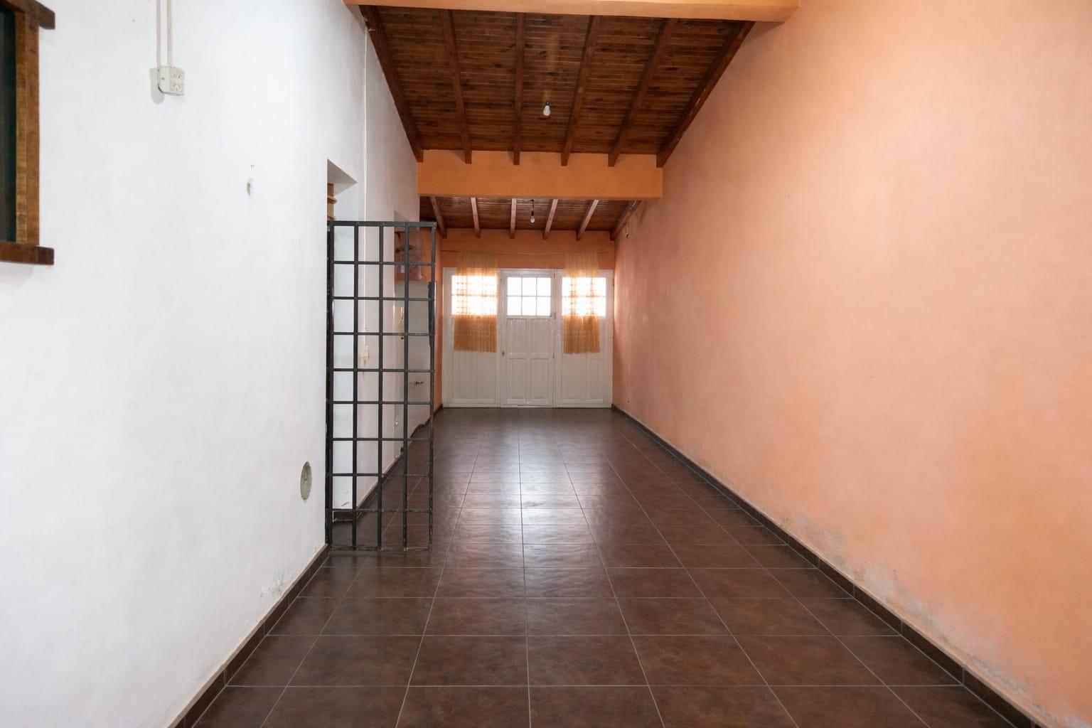 VENTA HERMOSA CASA APTA CREDITO- B° 8 DE MAYO, PLUMERILLO, LAS HERAS - foto 5
