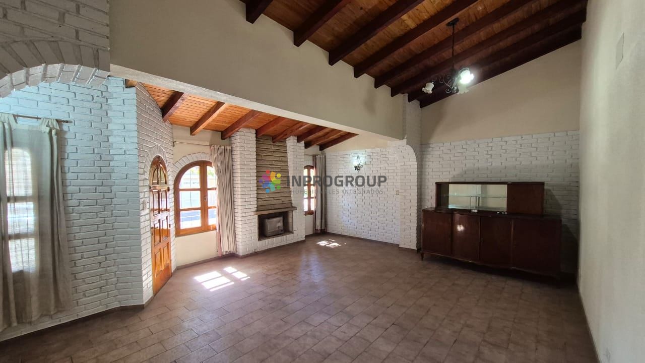 Casa en venta c/ cochera en Godoy Cruz - foto 5