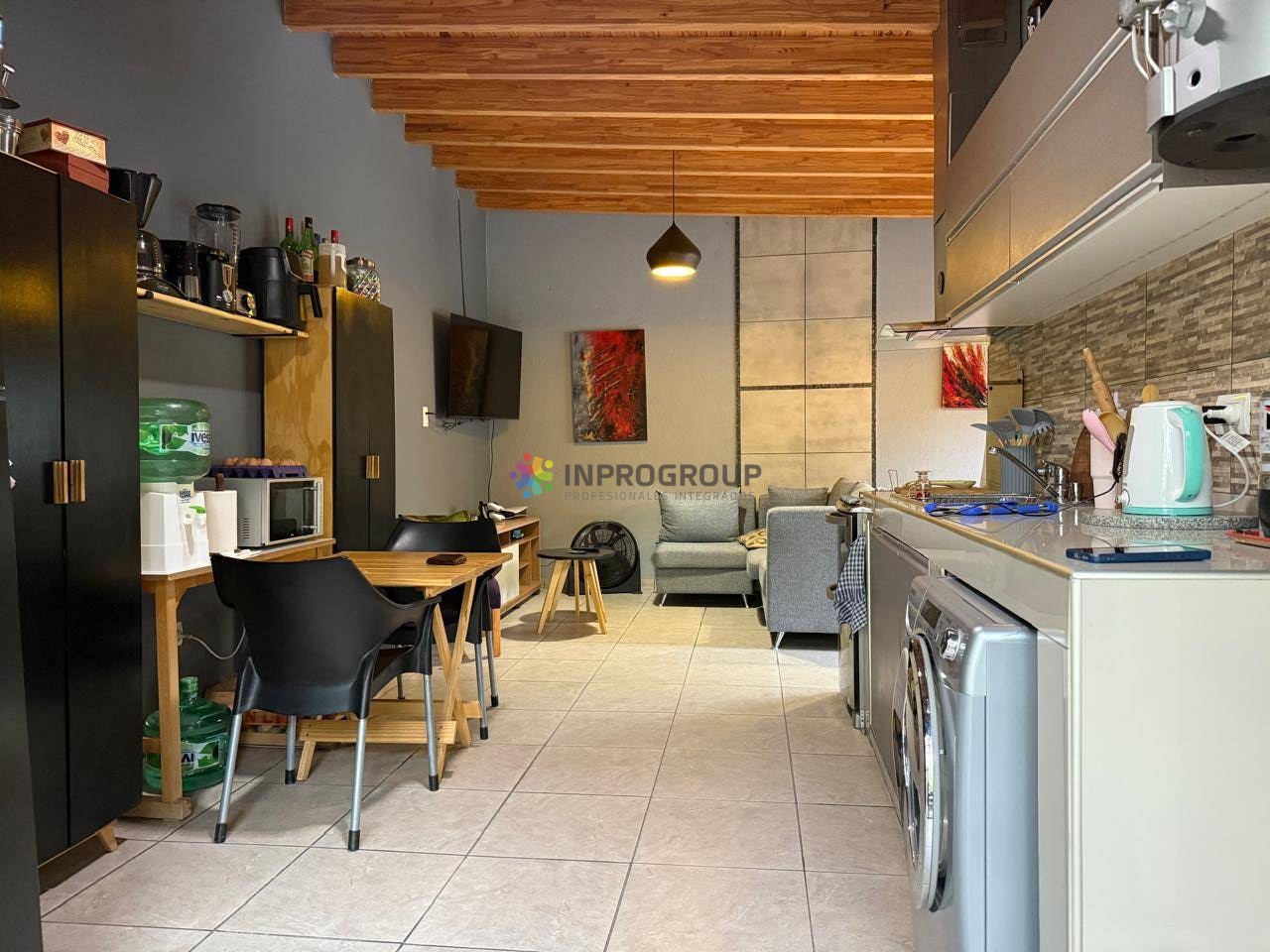 Departamento en venta c/ cochera en Carrodilla - foto 3