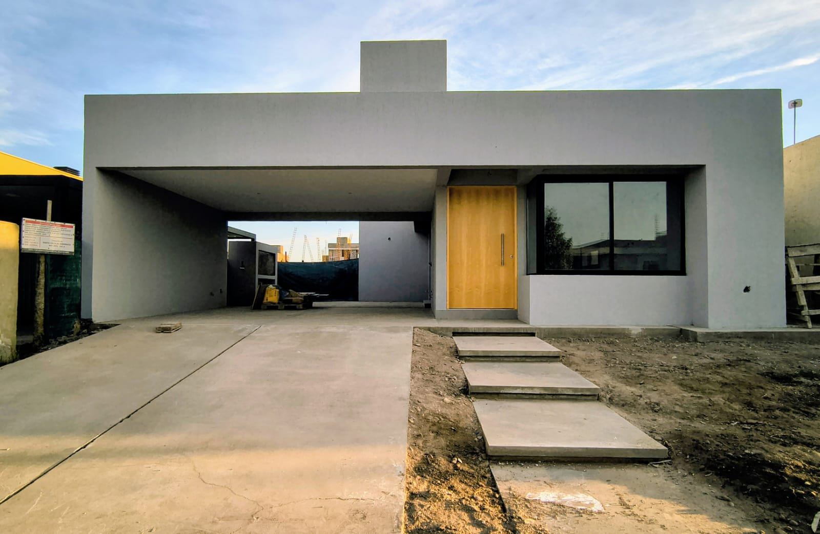 Casa en venta c/ cochera en Rodeo de la Cruz - foto 3