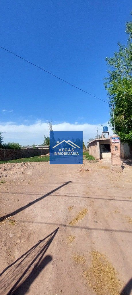 Terreno / Lote en venta de 2000m2 ubicado en El Plumerillo - foto 1