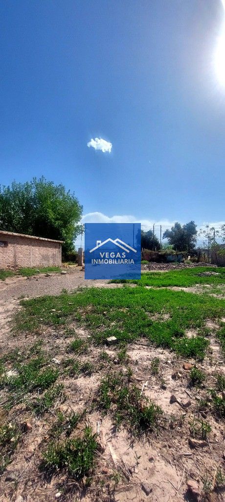 Terreno / Lote en venta de 2000m2 ubicado en El Plumerillo - foto 2