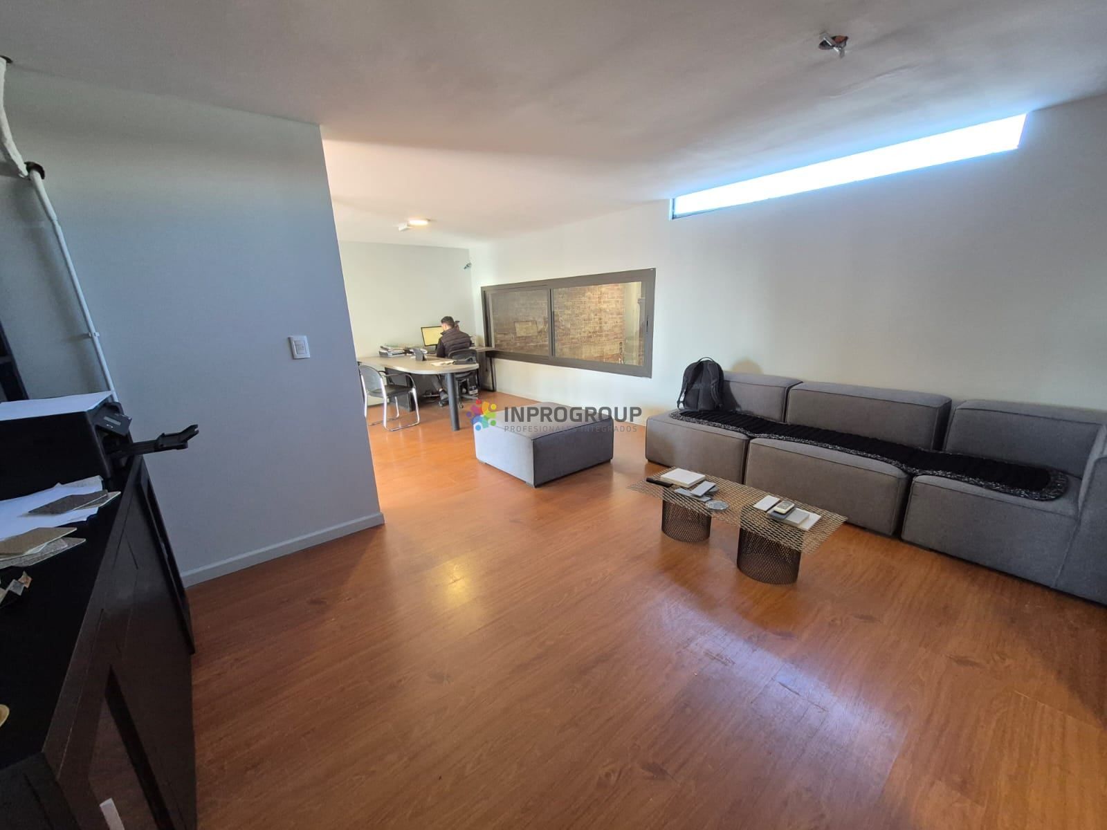 Galpón en venta de 556m2 ubicado en Godoy Cruz - foto 2